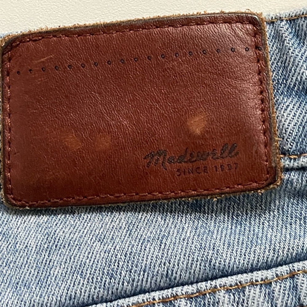 Madewell Slim Boy Jean Distressed  Size 29 - Picture 5 of 6